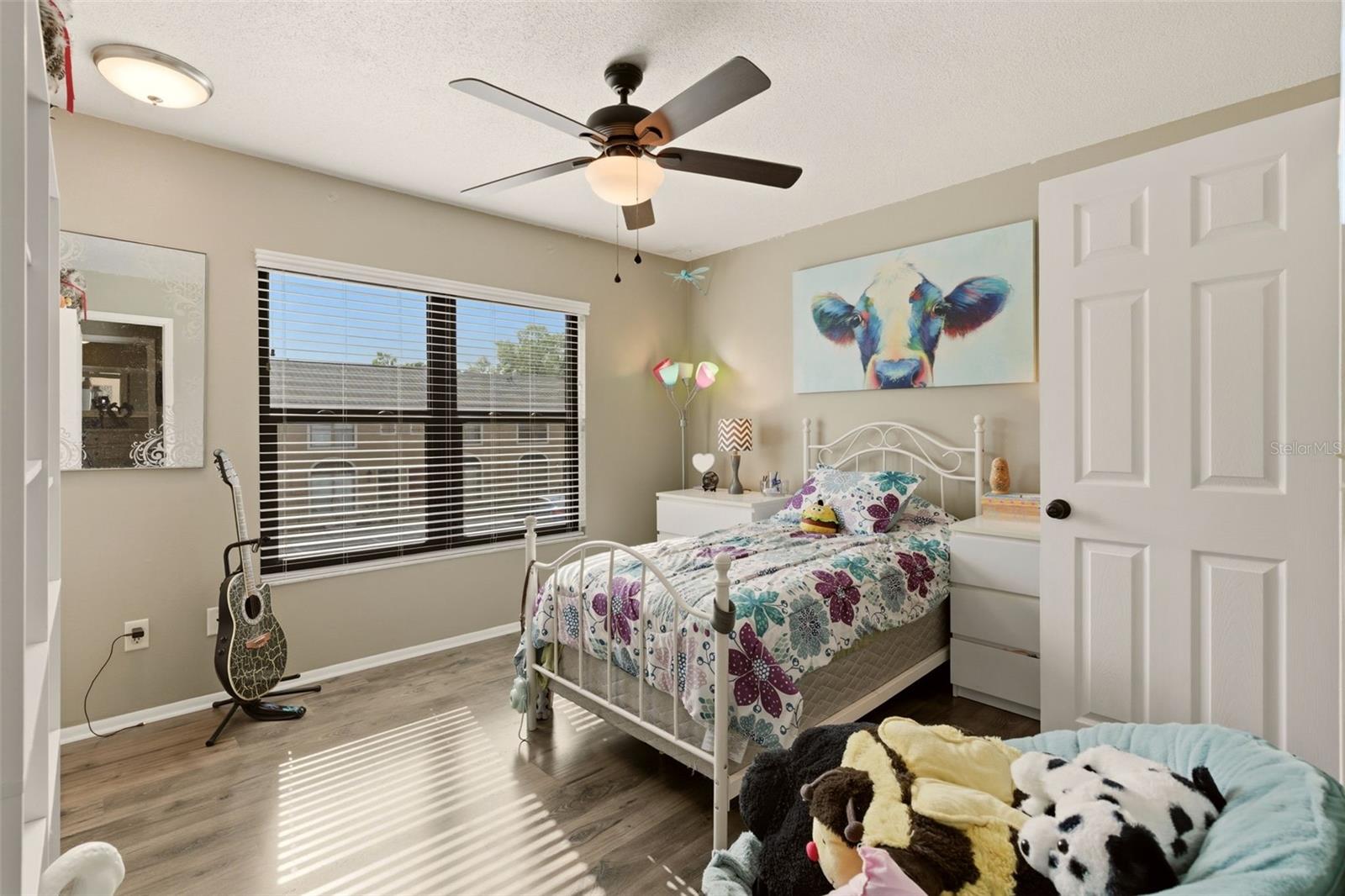 Image 21 of 32 For 607 Casa Park Court K