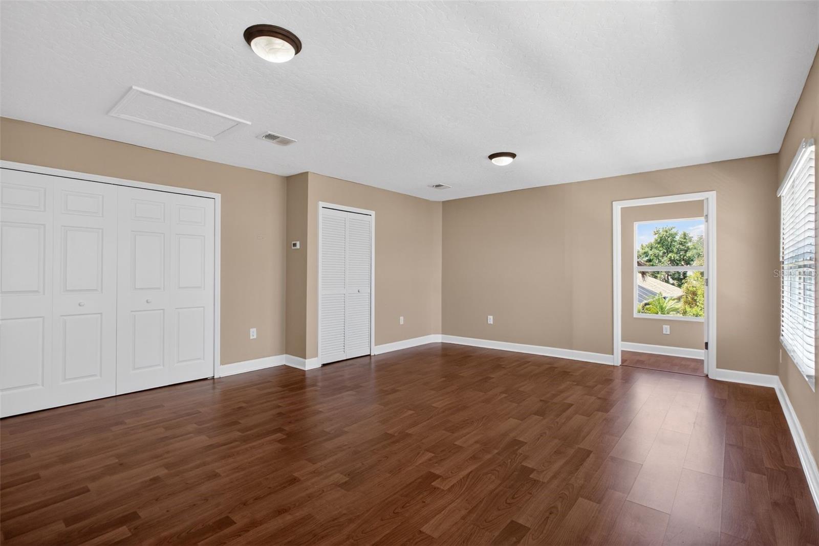 Image 33 of 45 For 650 High Point Ct