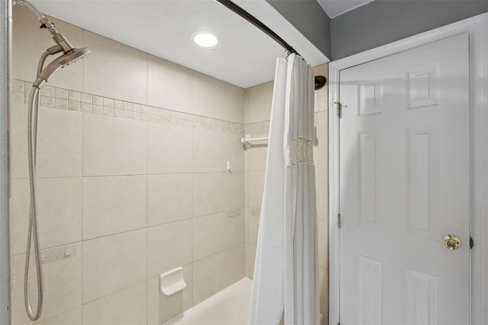 Image 11 of 20 For 755 Brook Villa Court