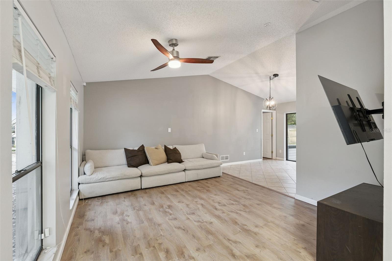 Image 6 of 20 For 755 Brook Villa Court