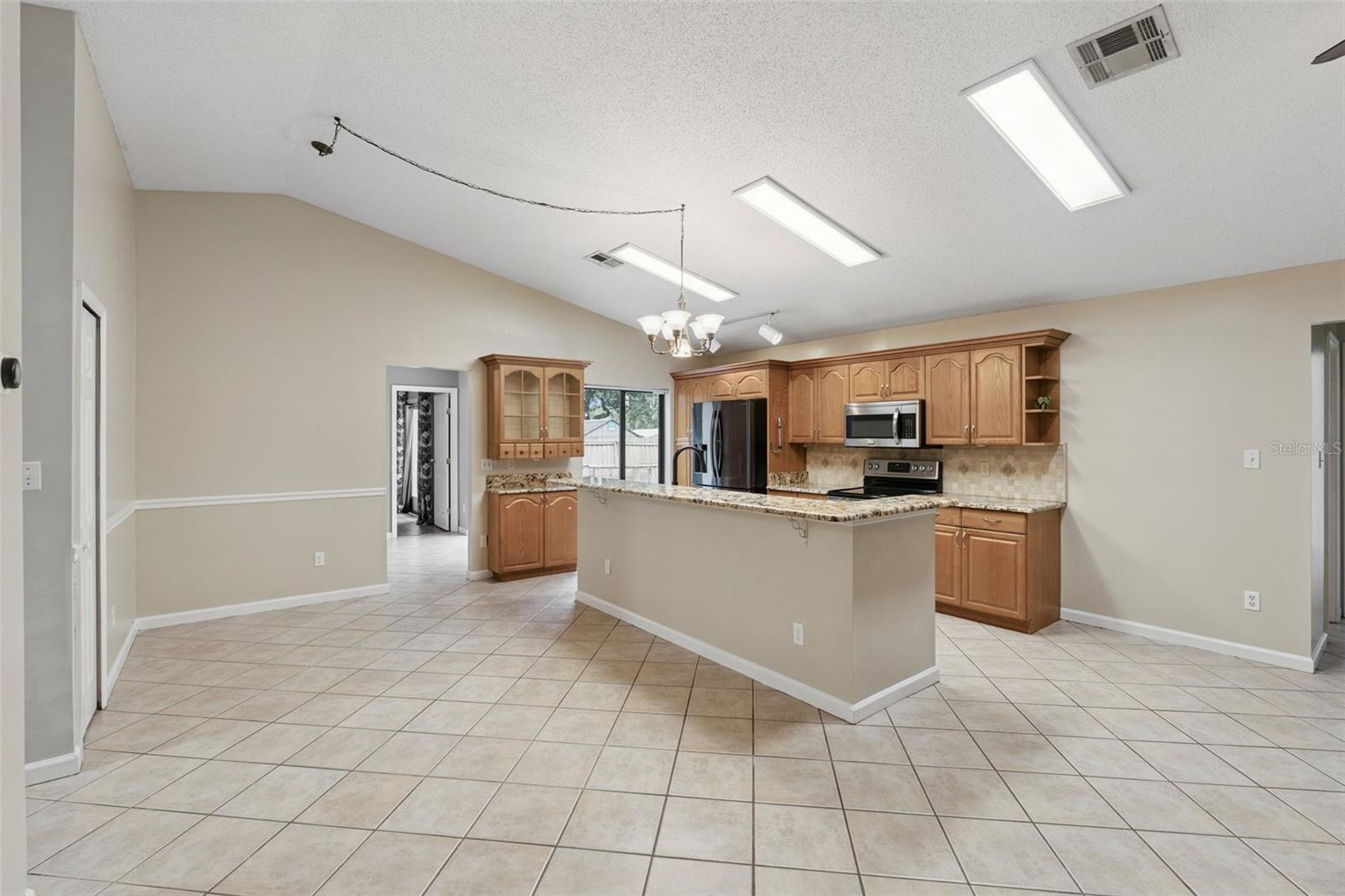 Image 8 of 20 For 755 Brook Villa Court