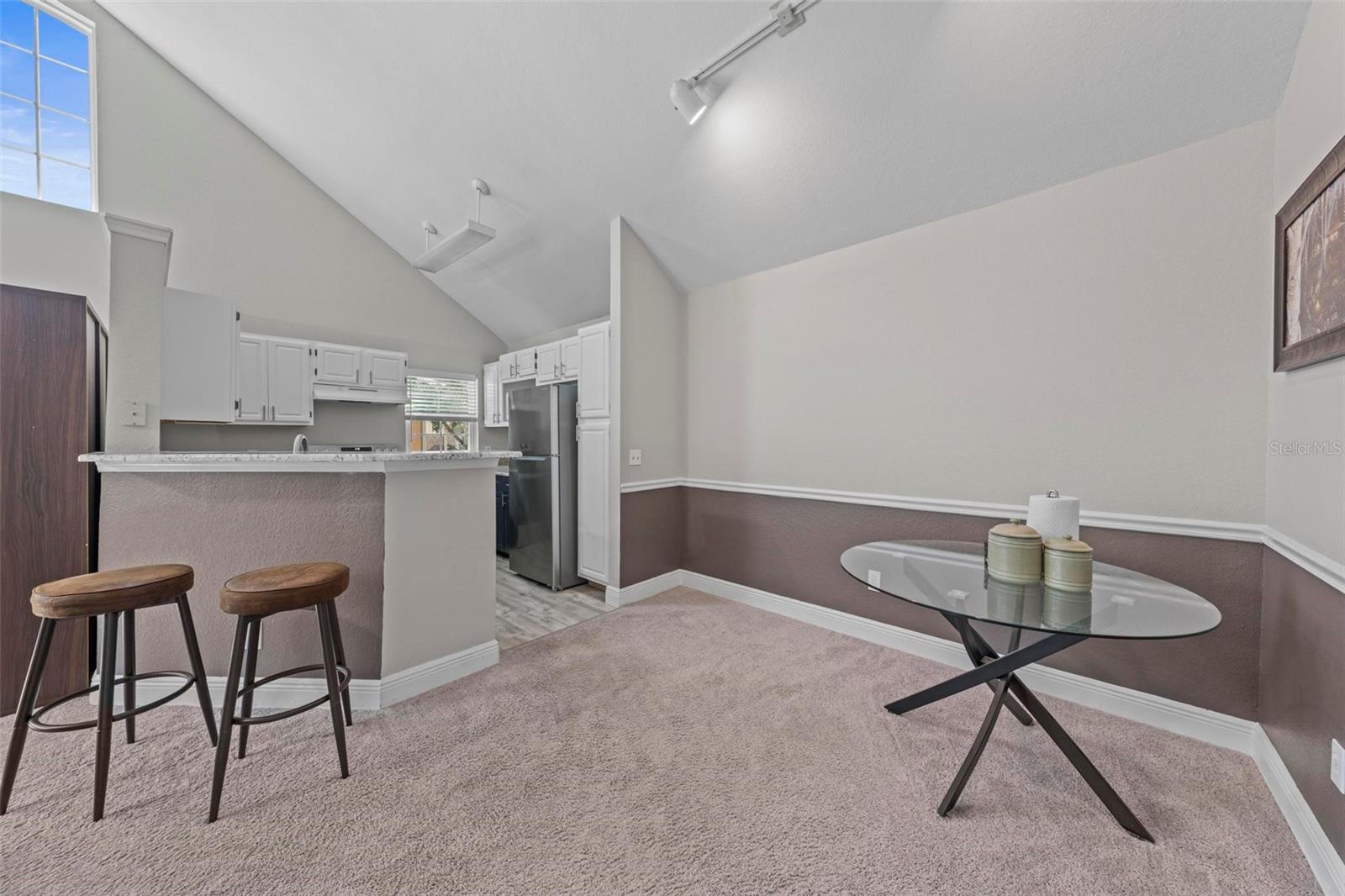 Image 17 of 26 For 3396 Parkchester Square Boulevard 204