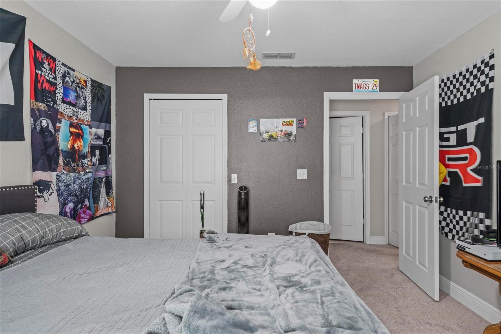 Image 26 of 26 For 3396 Parkchester Square Boulevard 204