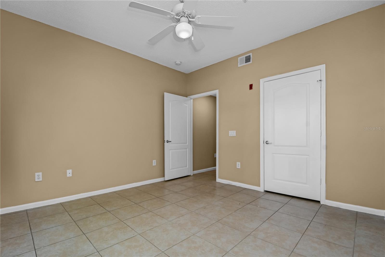 Image 17 of 36 For 12030 Villanova Drive 108