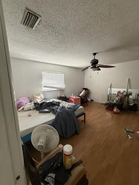 Image 26 of 47 For 684 Stratford Drive