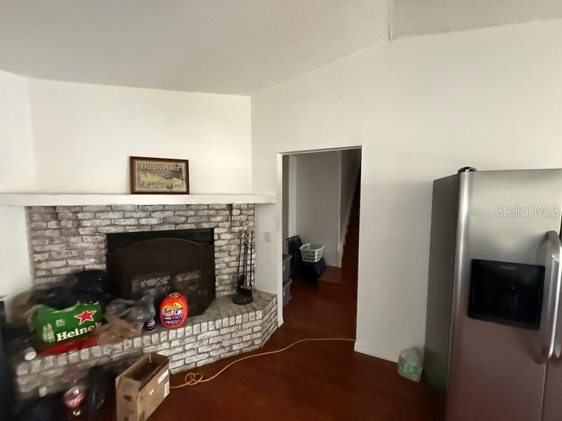 Image 30 of 47 For 684 Stratford Drive