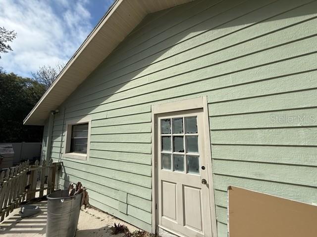 Image 40 of 47 For 684 Stratford Drive