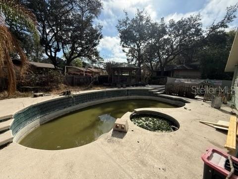 Image 47 of 47 For 684 Stratford Drive