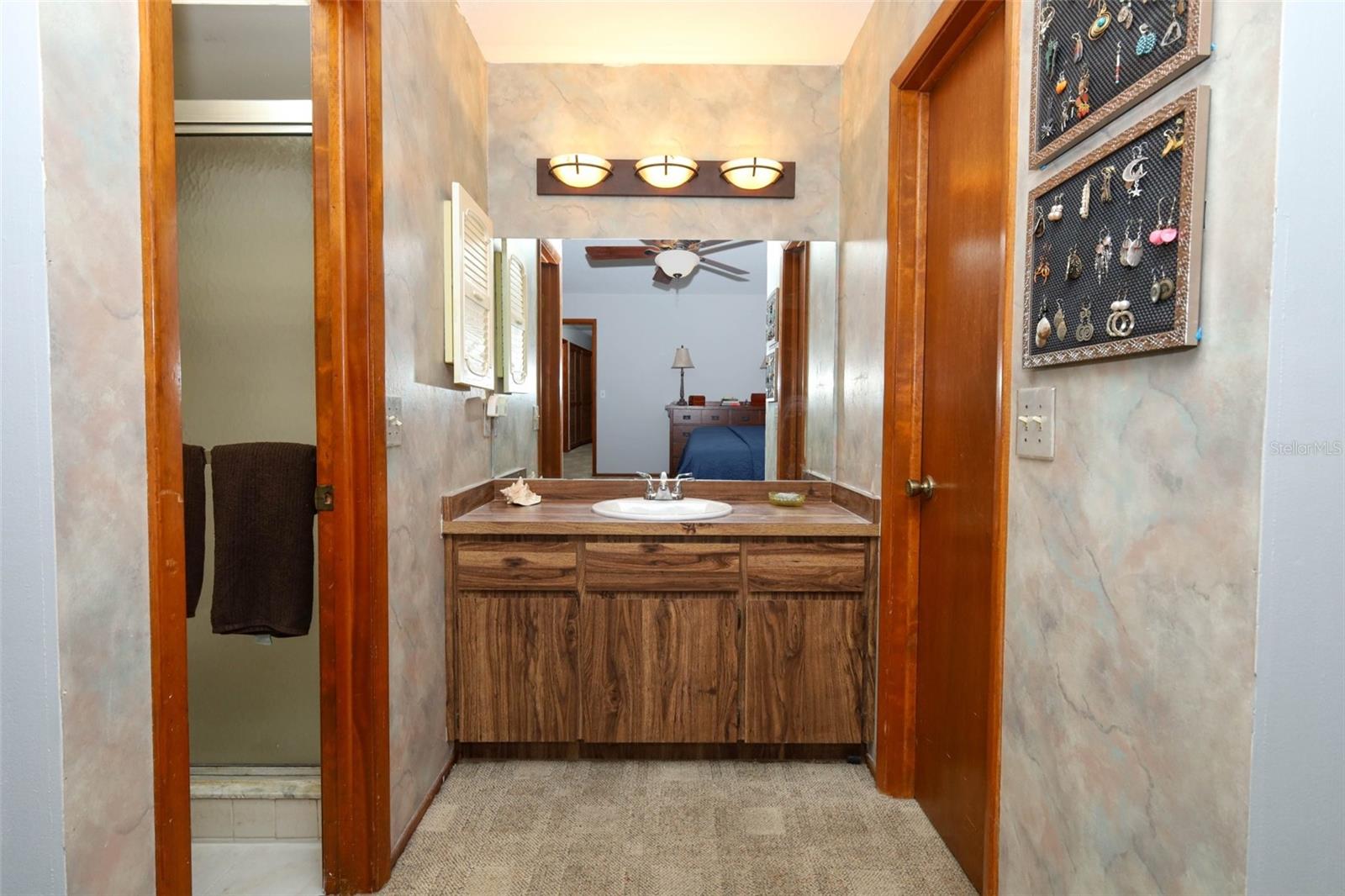 Image 22 of 42 For 240 Spring Wind Way