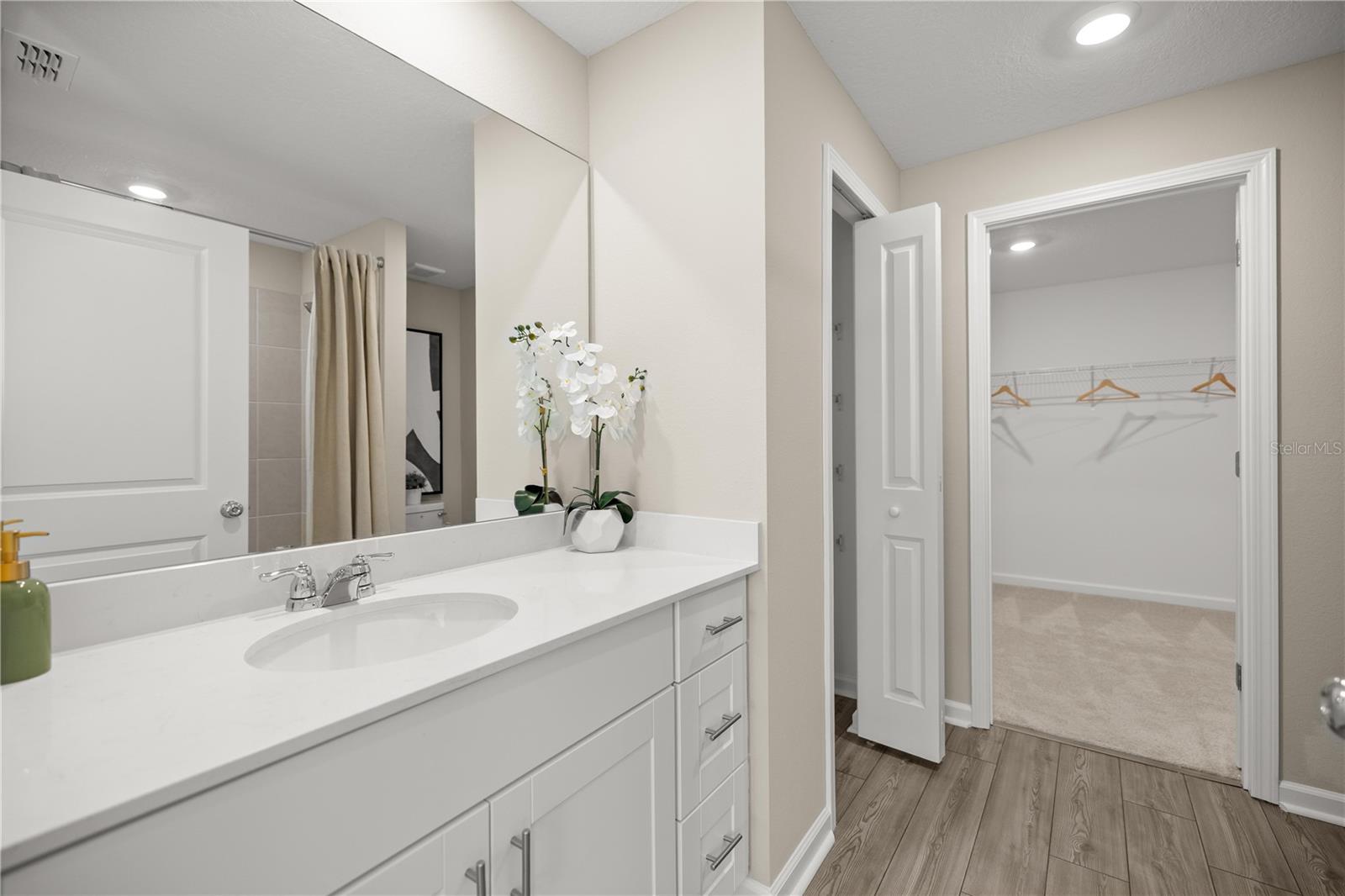Image 14 of 17 For 4862 16th Street