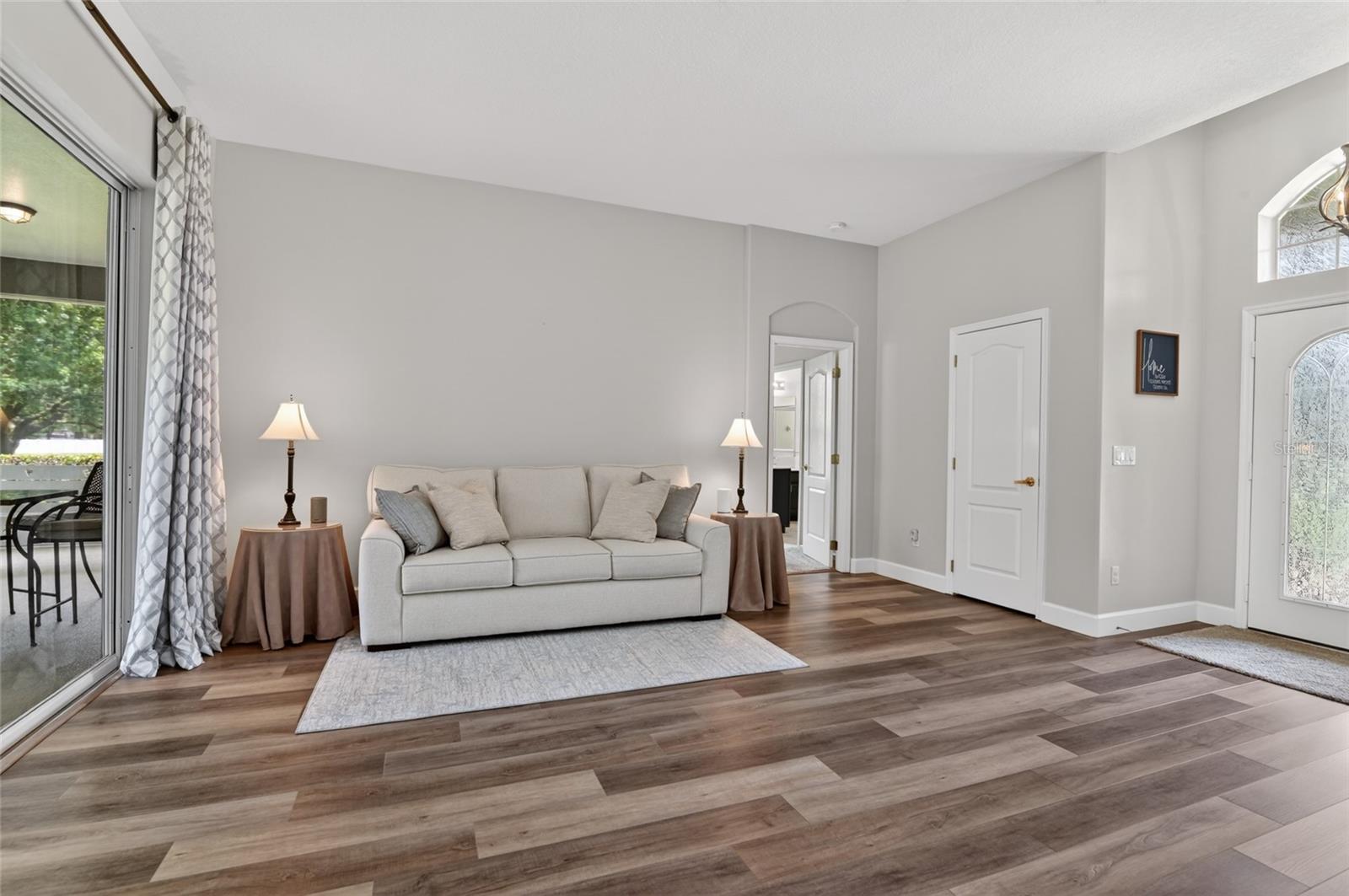 Image 12 of 92 For 3744 Clydebank Ct