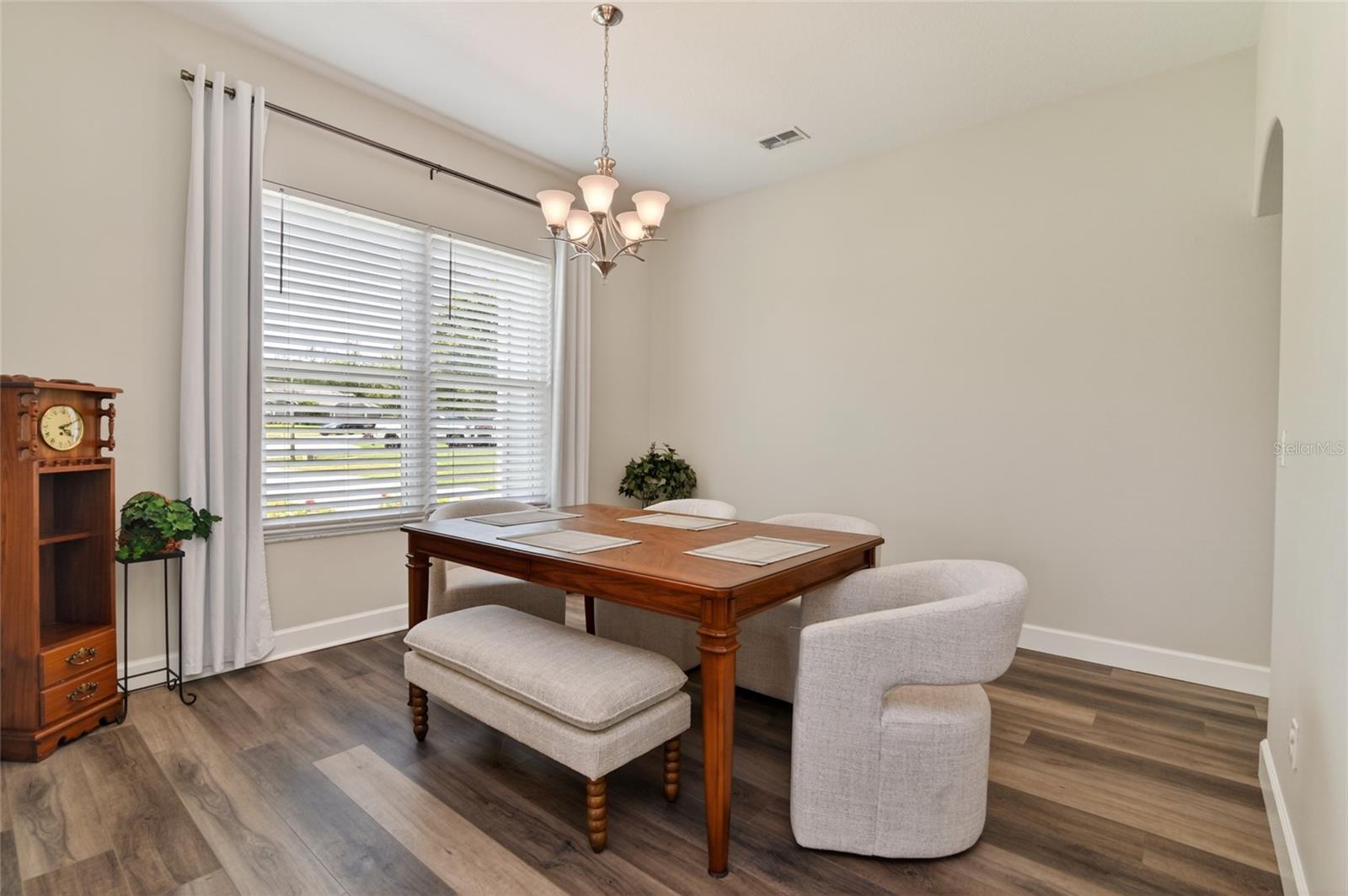 Image 14 of 92 For 3744 Clydebank Ct