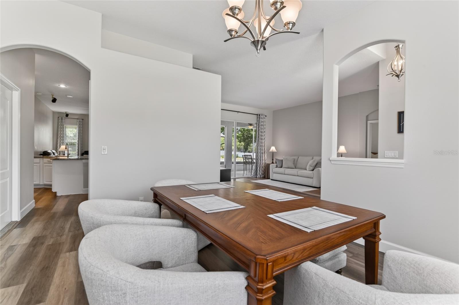 Image 16 of 92 For 3744 Clydebank Ct