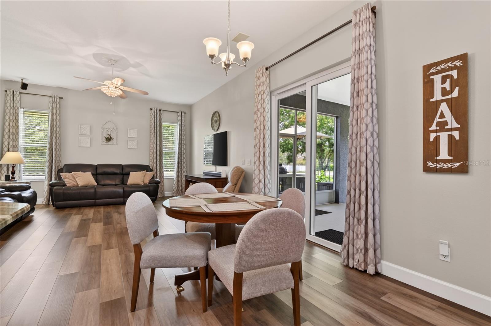 Image 23 of 92 For 3744 Clydebank Ct
