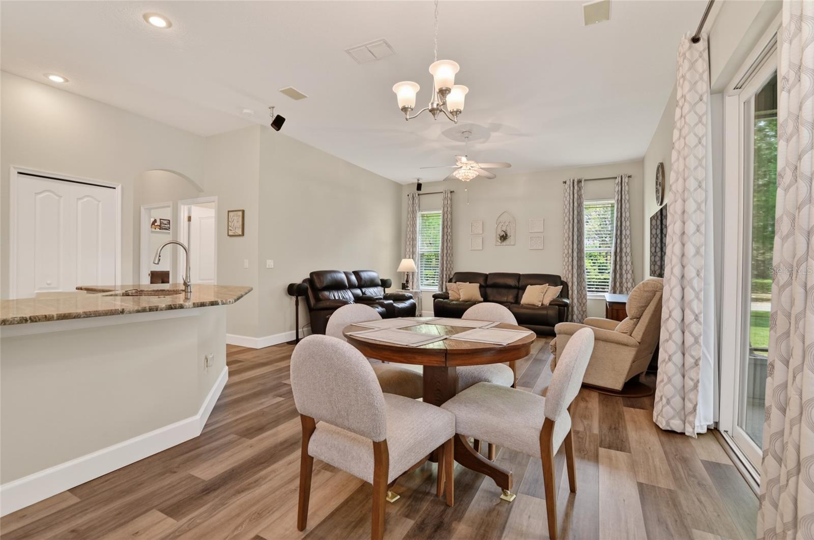 Image 24 of 92 For 3744 Clydebank Ct