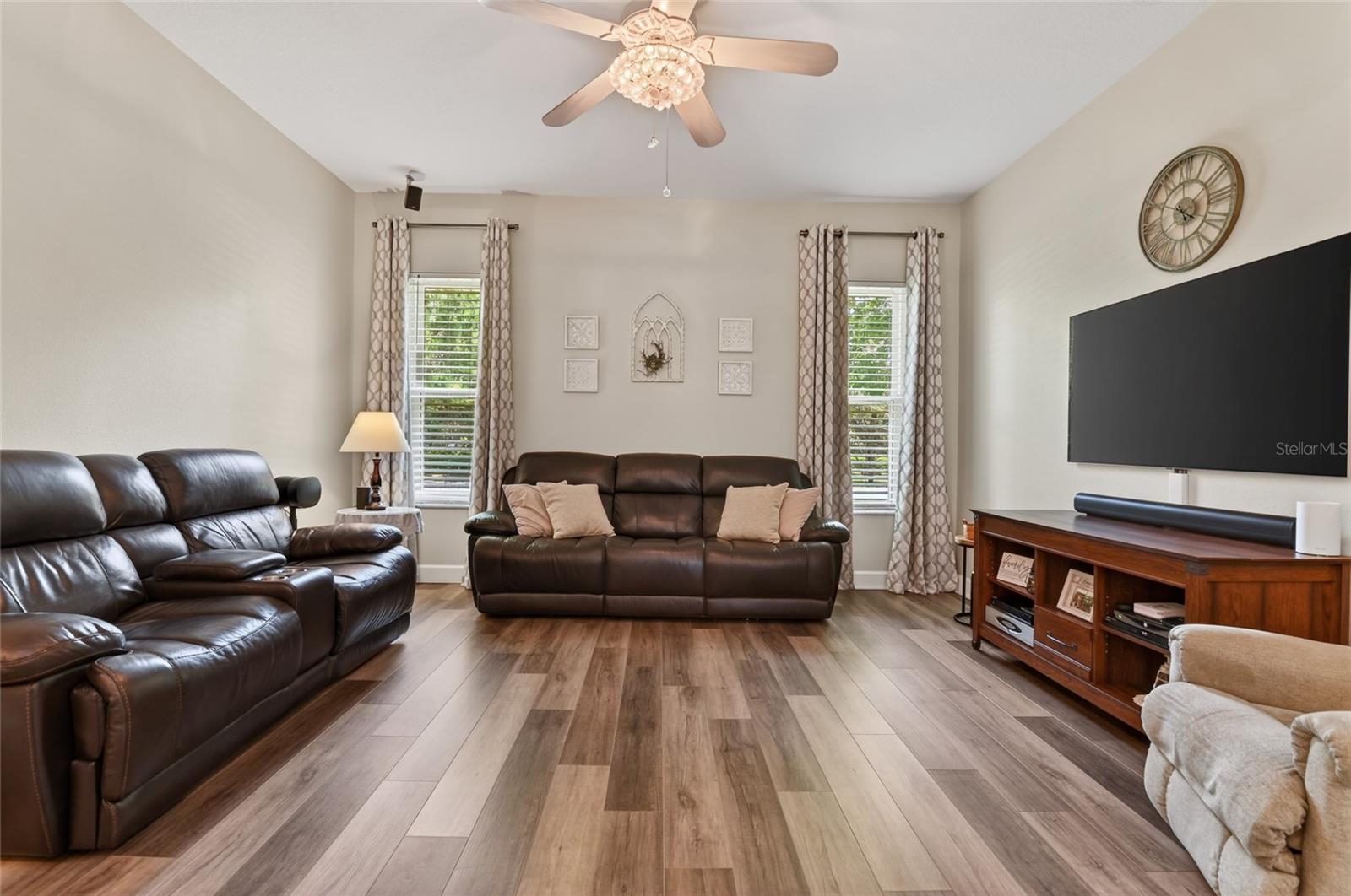Image 29 of 92 For 3744 Clydebank Ct