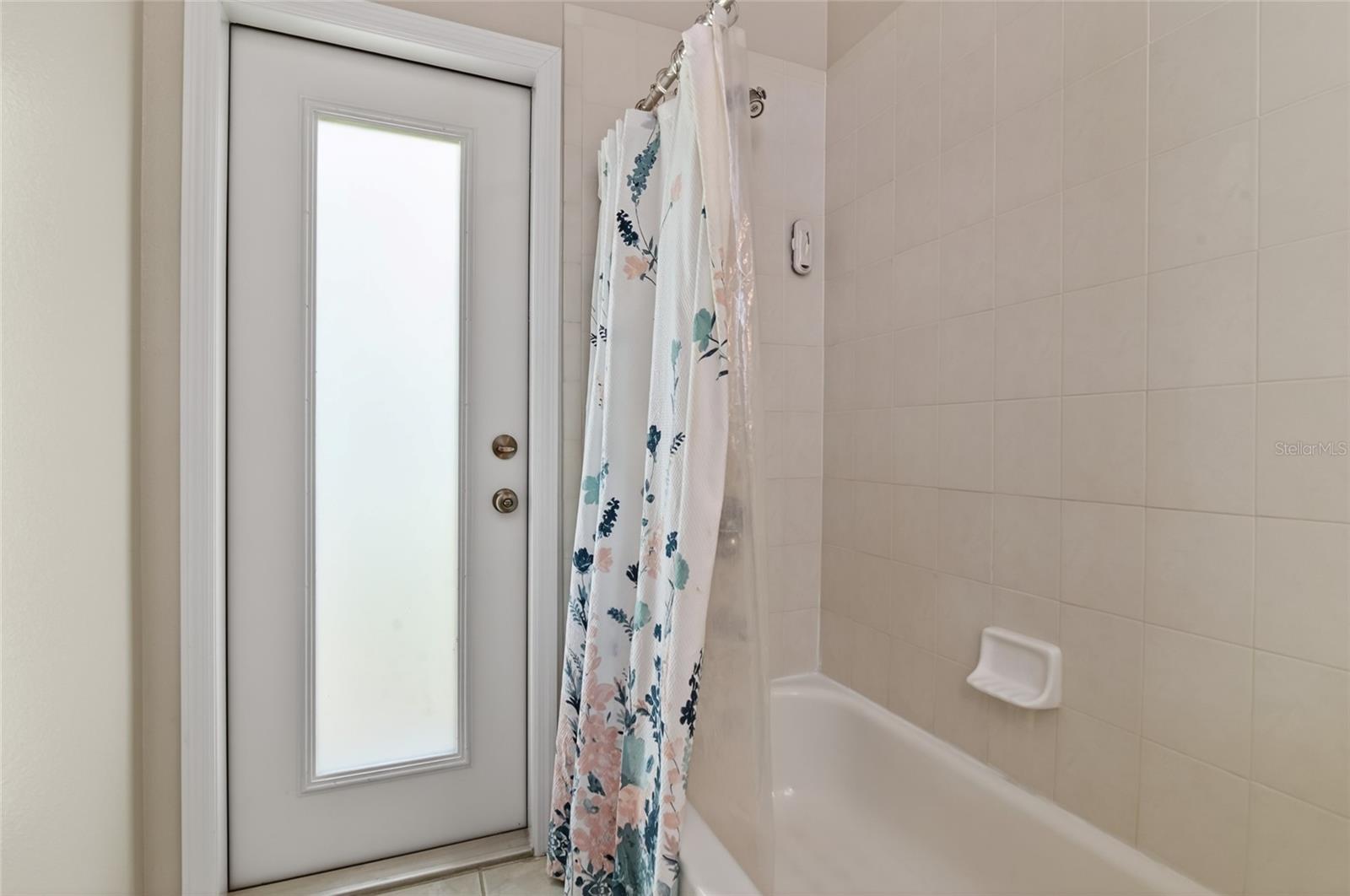 Image 46 of 92 For 3744 Clydebank Ct
