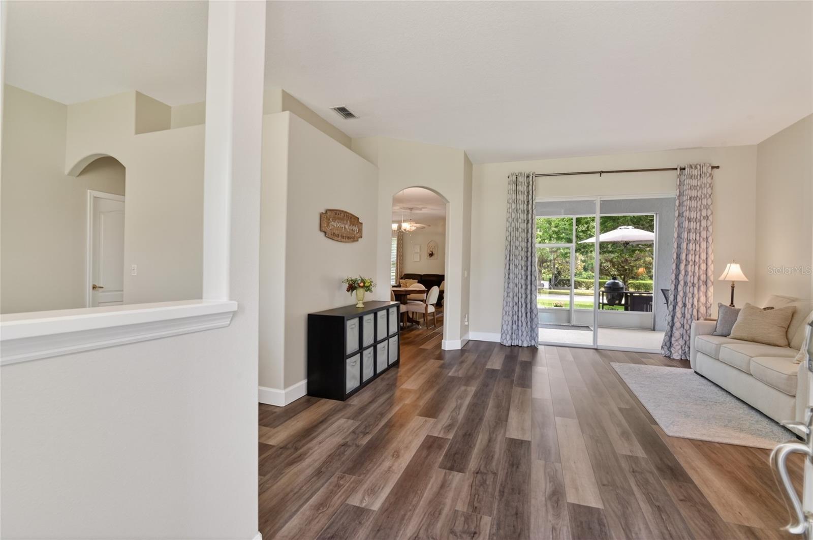 Image 7 of 92 For 3744 Clydebank Ct