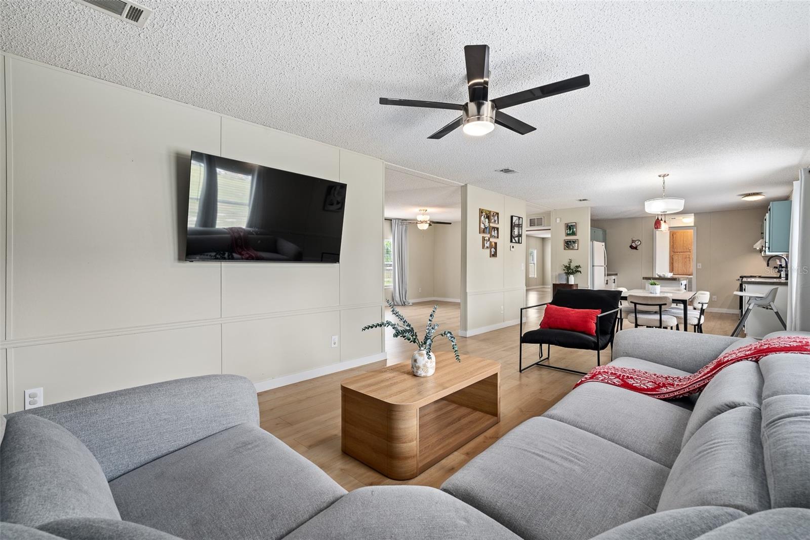 Image 11 of 38 For 3511 Palm Avenue