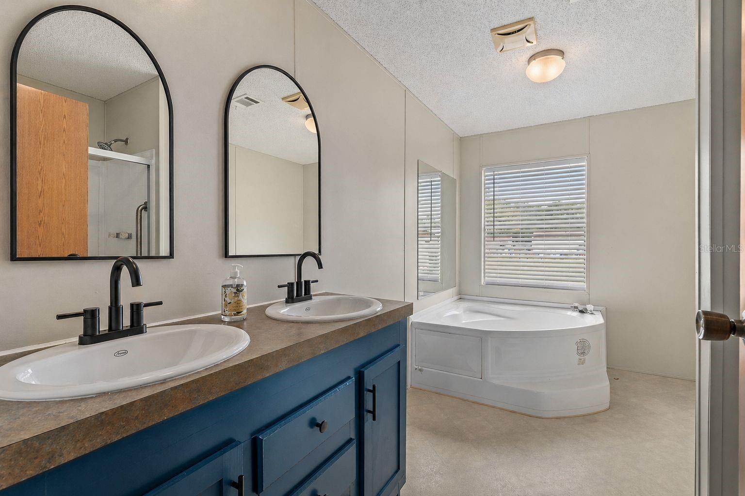 Image 24 of 38 For 3511 Palm Avenue