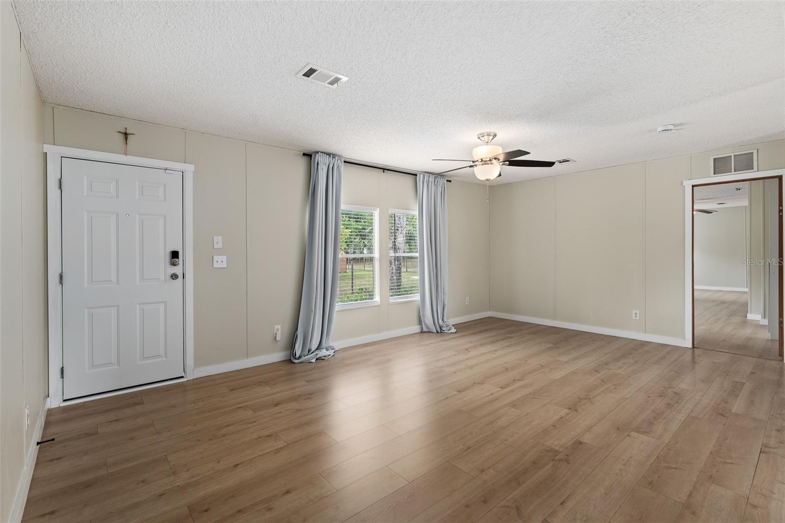 Image 6 of 38 For 3511 Palm Avenue