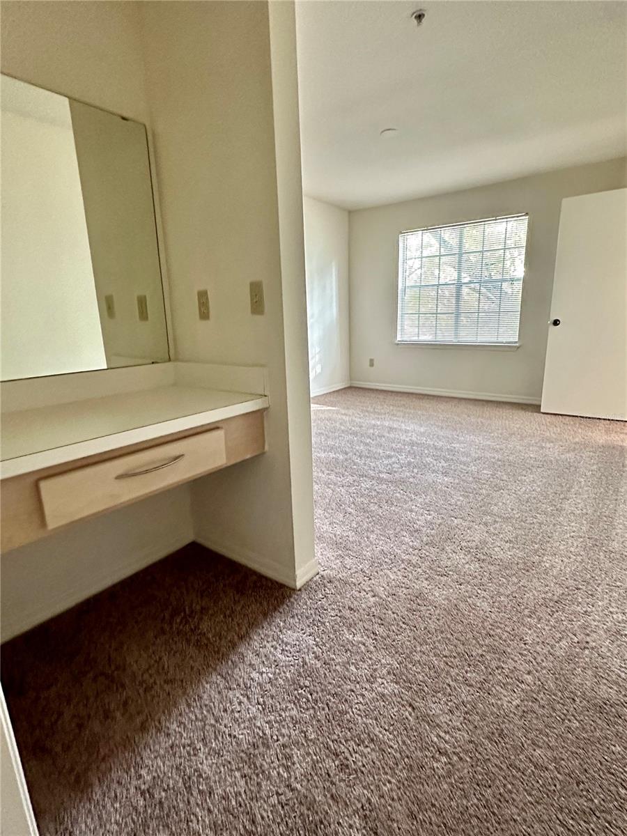 Image 11 of 20 For 7360 Westpointe Boulevard 132