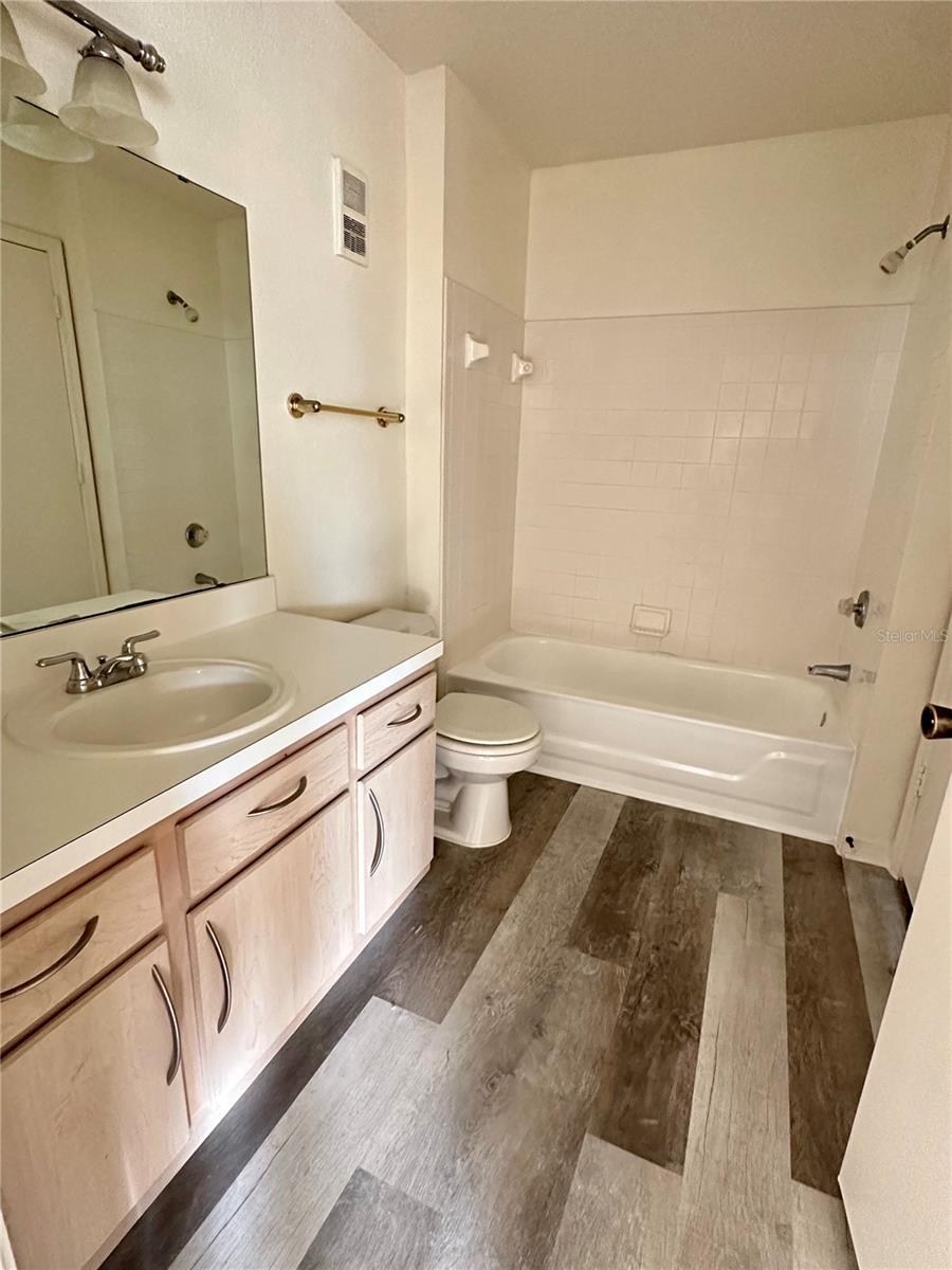 Image 12 of 20 For 7360 Westpointe Boulevard 132