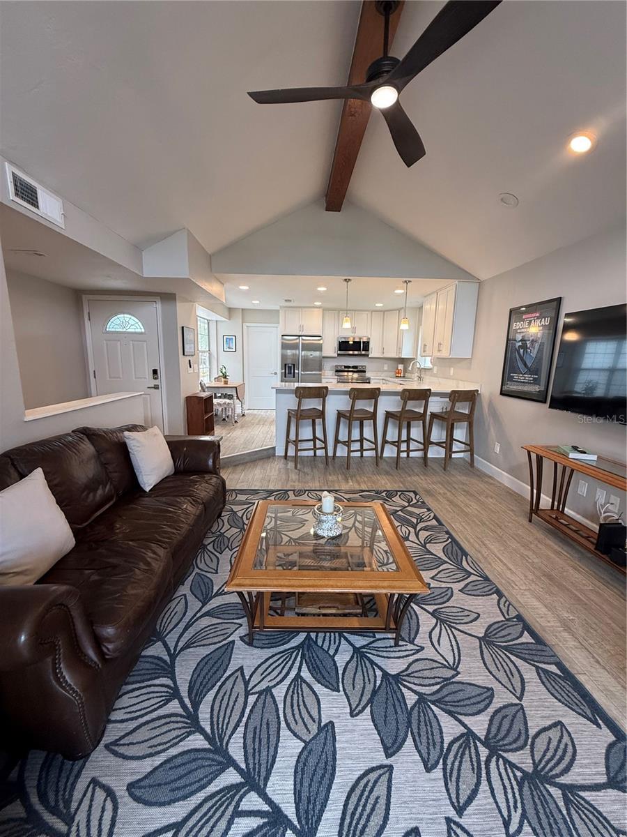 Image 4 of 31 For 509 Peninsula Avenue