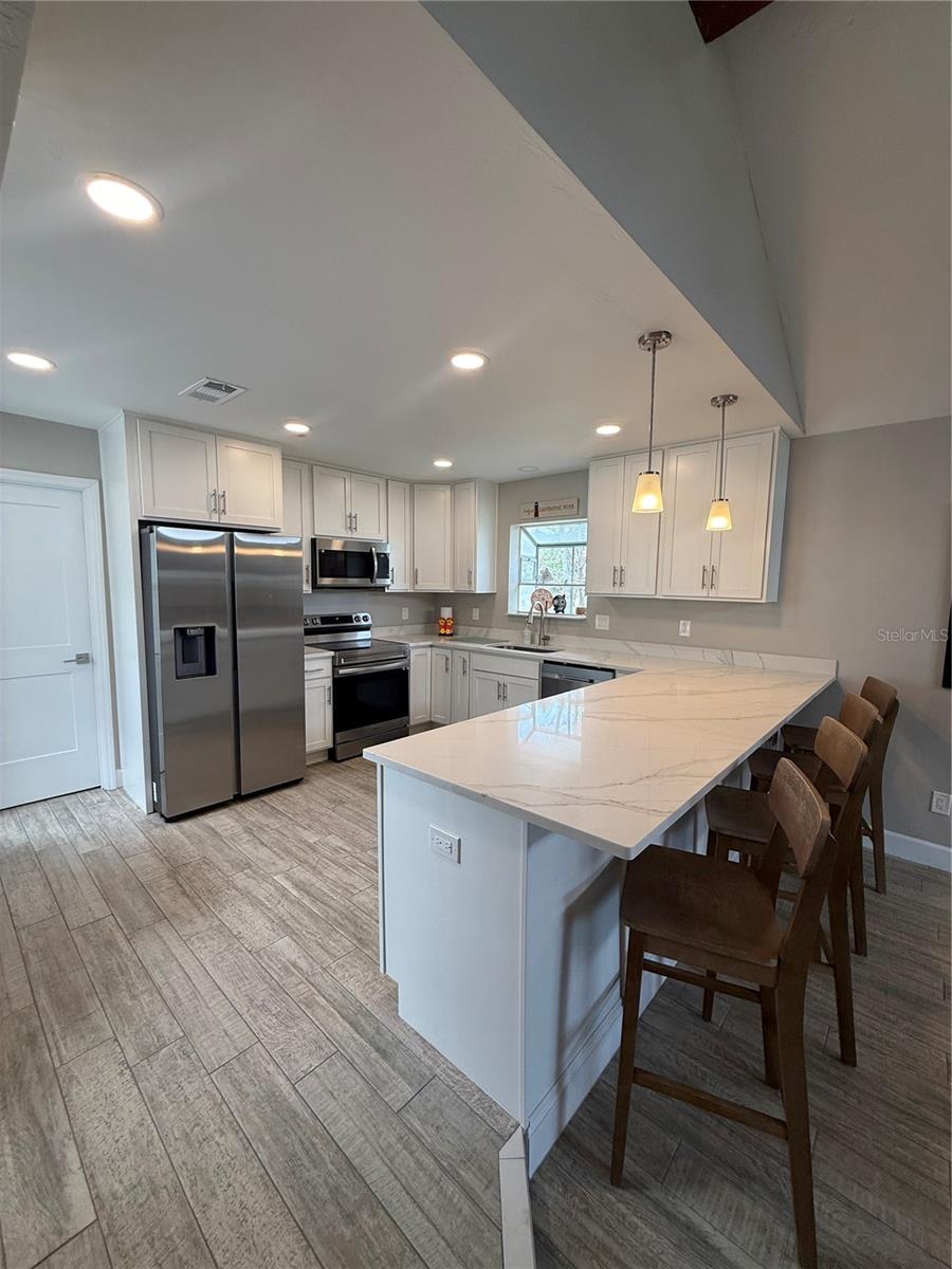 Image 7 of 31 For 509 Peninsula Avenue