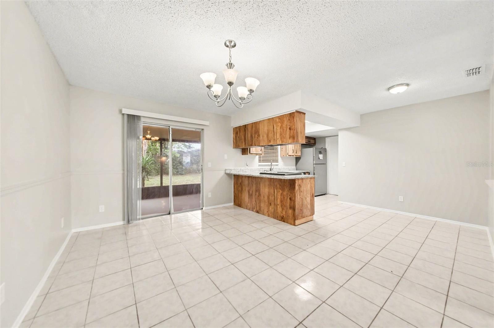 Image 4 of 15 For 567 Moonraker Court