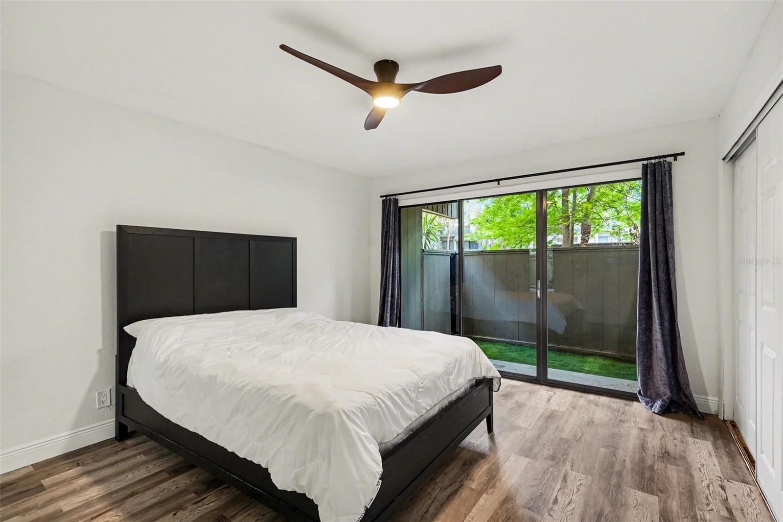 Image 12 of 25 For 109 Crown Oaks Way 109