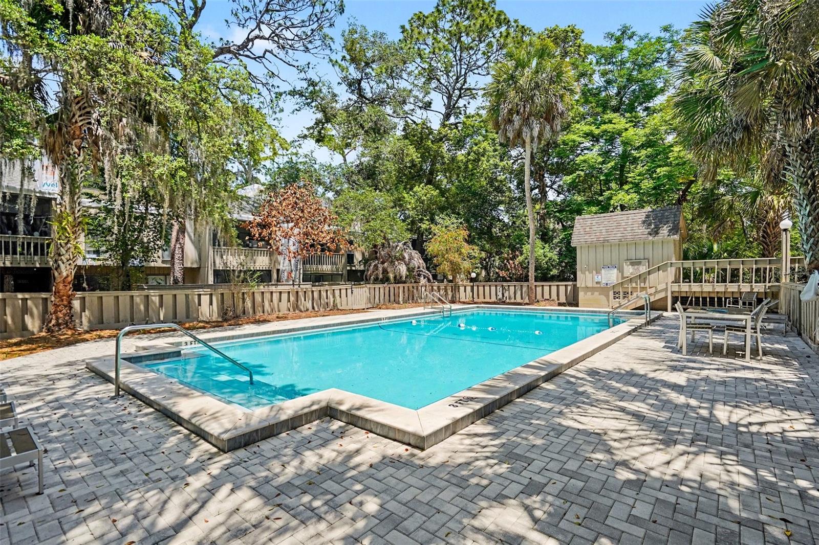 Image 18 of 25 For 109 Crown Oaks Way 109