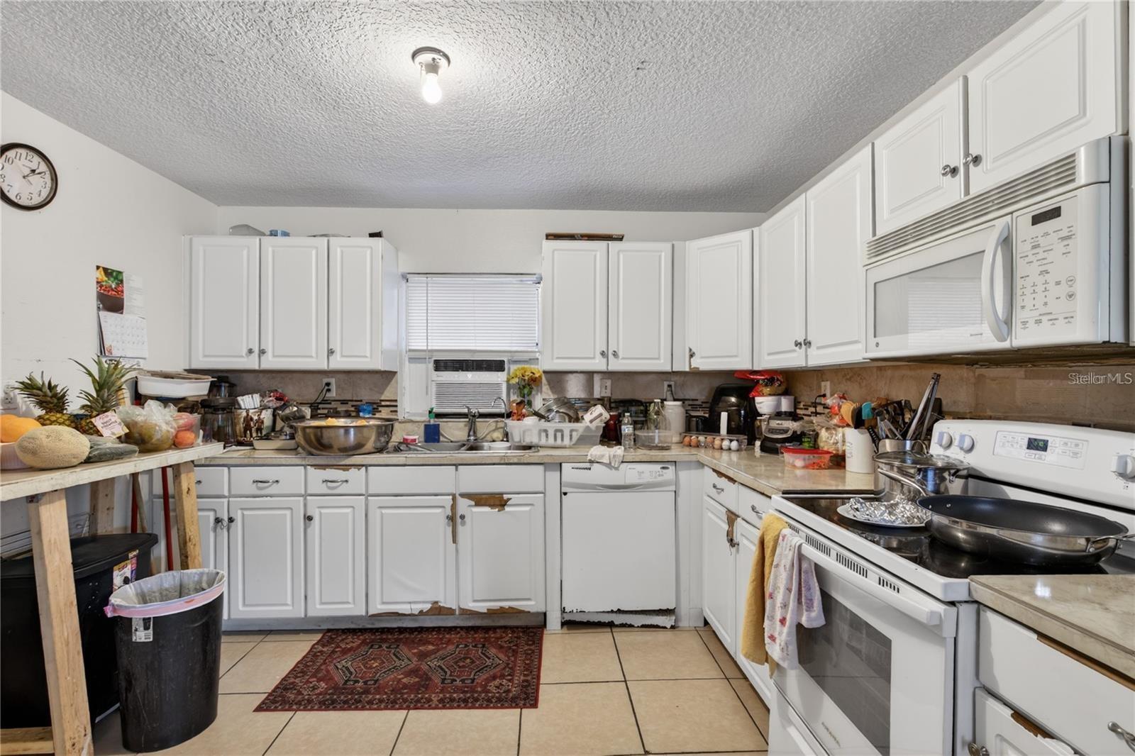 Image 9 of 25 For 1400 Simpson Street