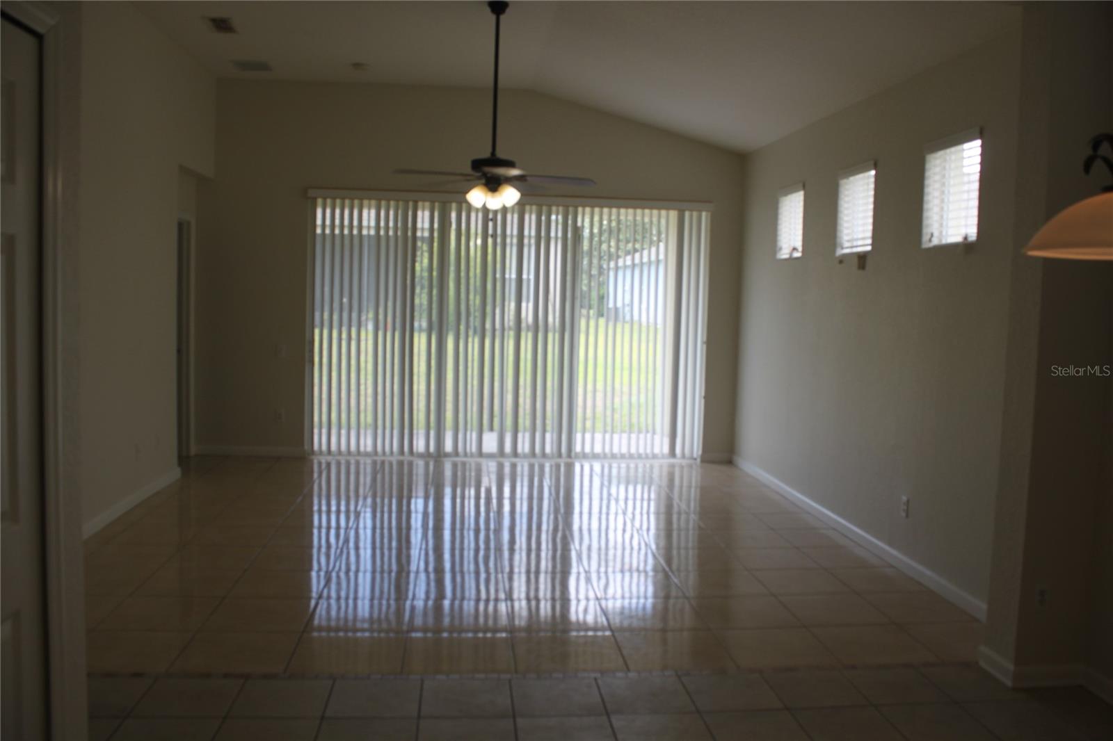 Image 10 of 24 For 2321 Meadow Oak Circle