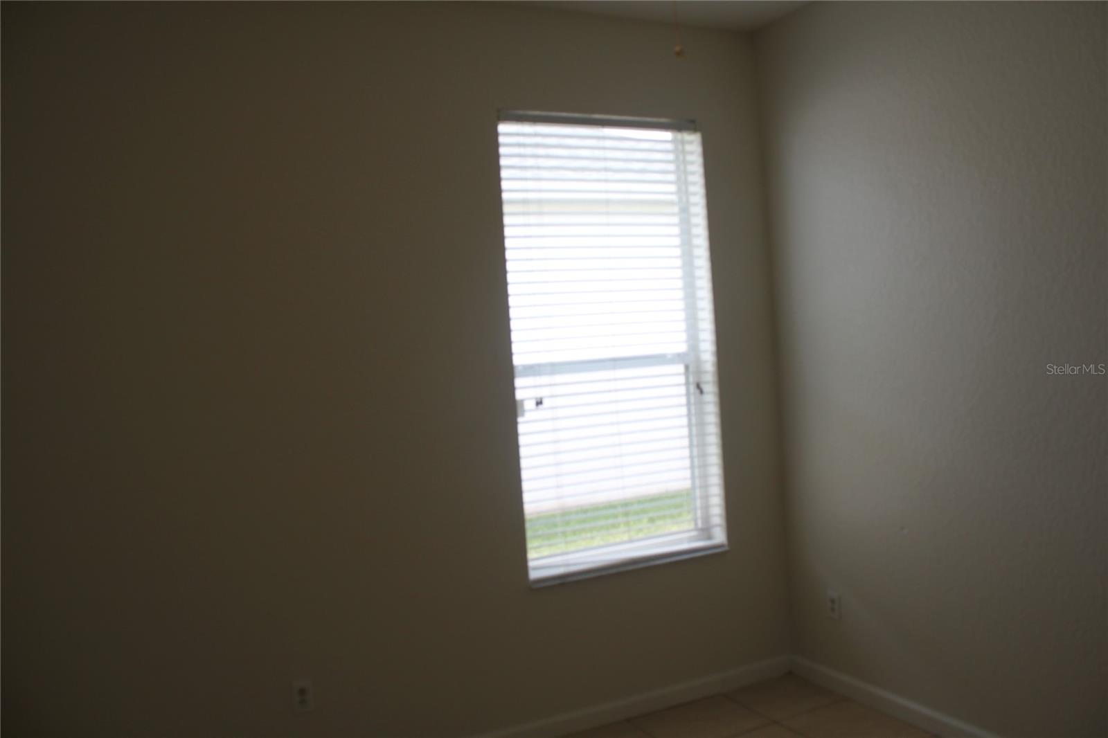 Image 16 of 24 For 2321 Meadow Oak Circle