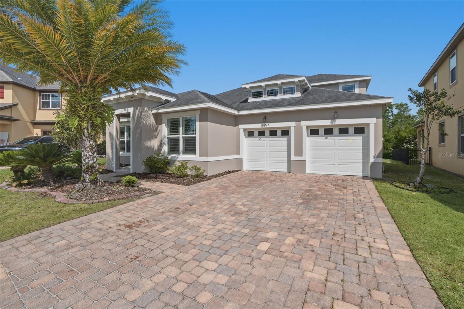 Listing photo id 0 for 10760 Tibbett Street