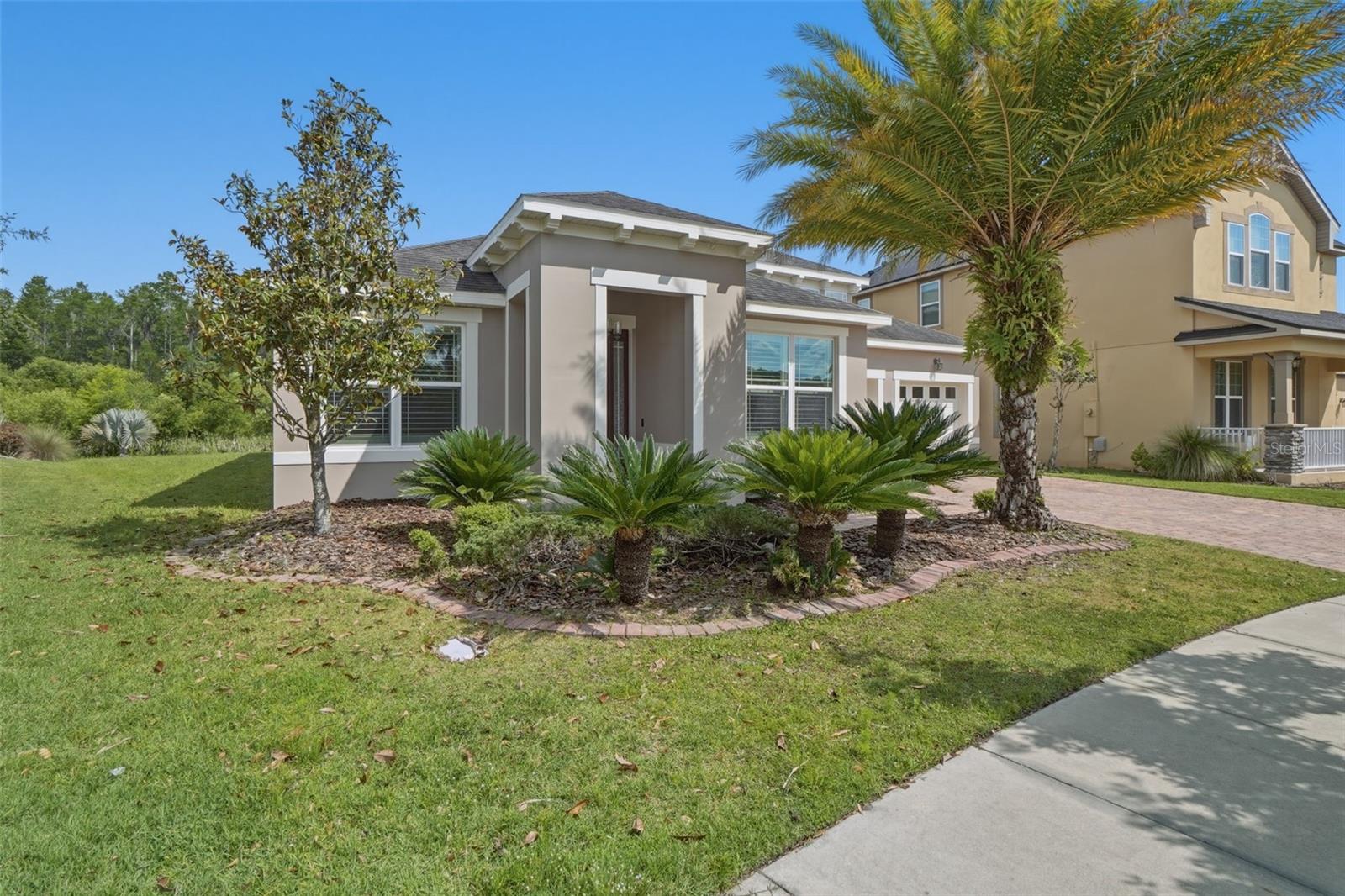 Listing photo id 1 for 10760 Tibbett Street