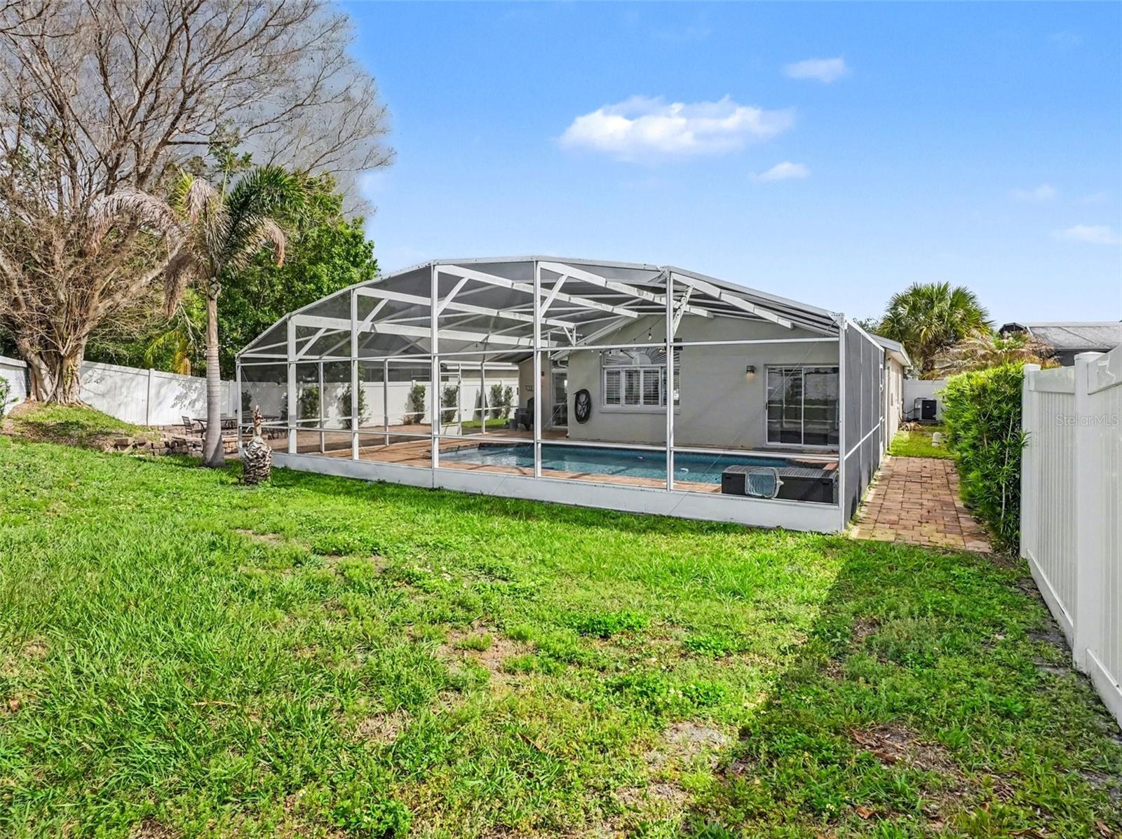 Image 27 of 31 For 14564 Huntingfield Drive