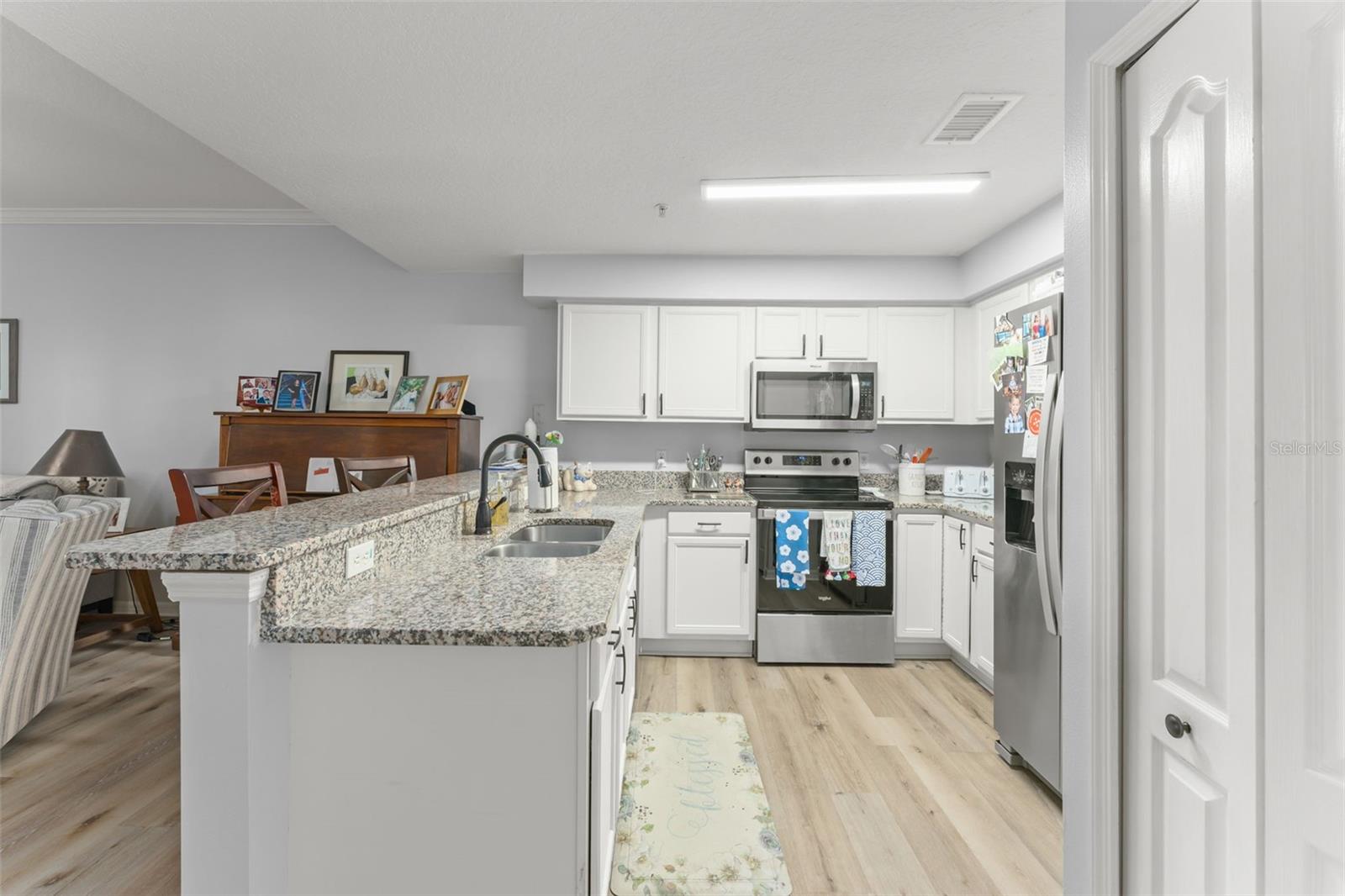 Image 13 of 30 For 674 Sandy Neck Lane 102