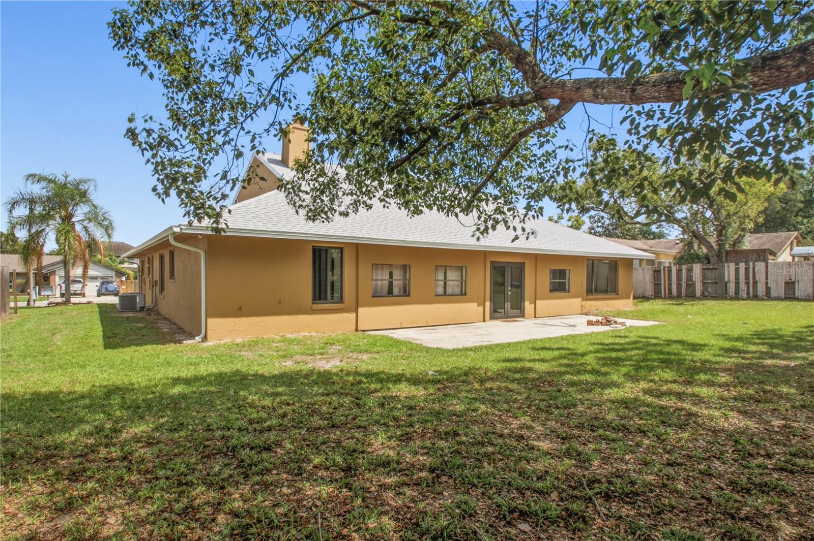 Image 20 of 48 For 4649 Creekview Lane