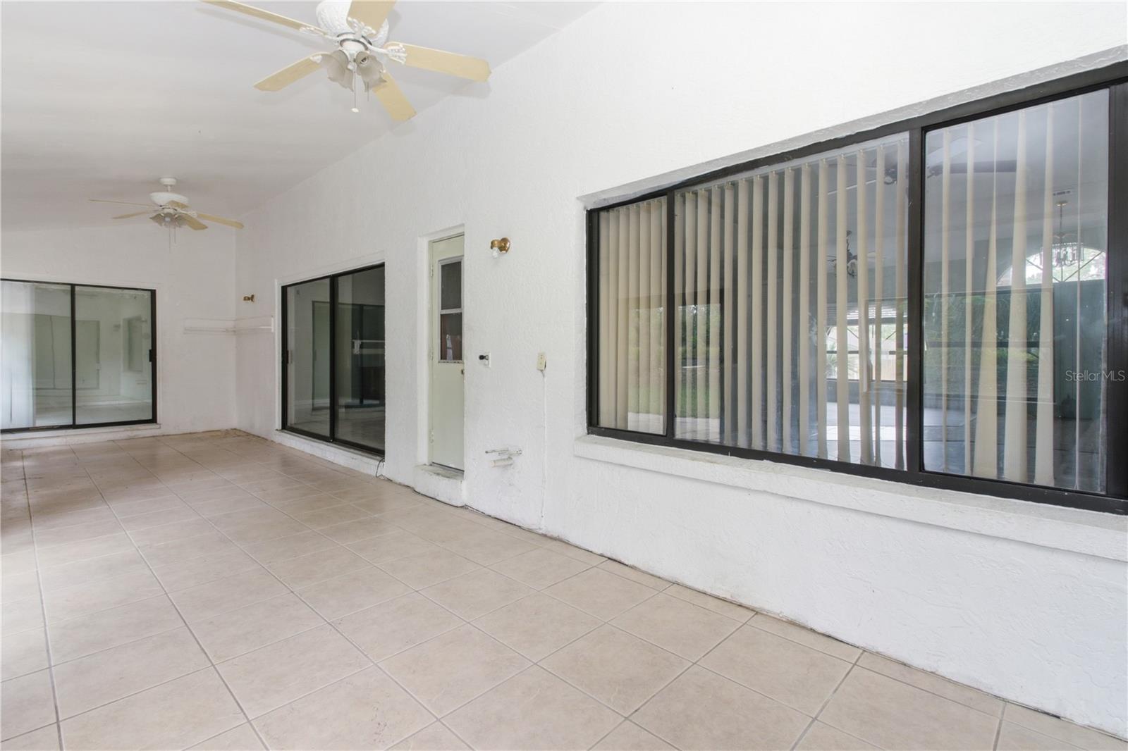 Image 36 of 48 For 4649 Creekview Lane