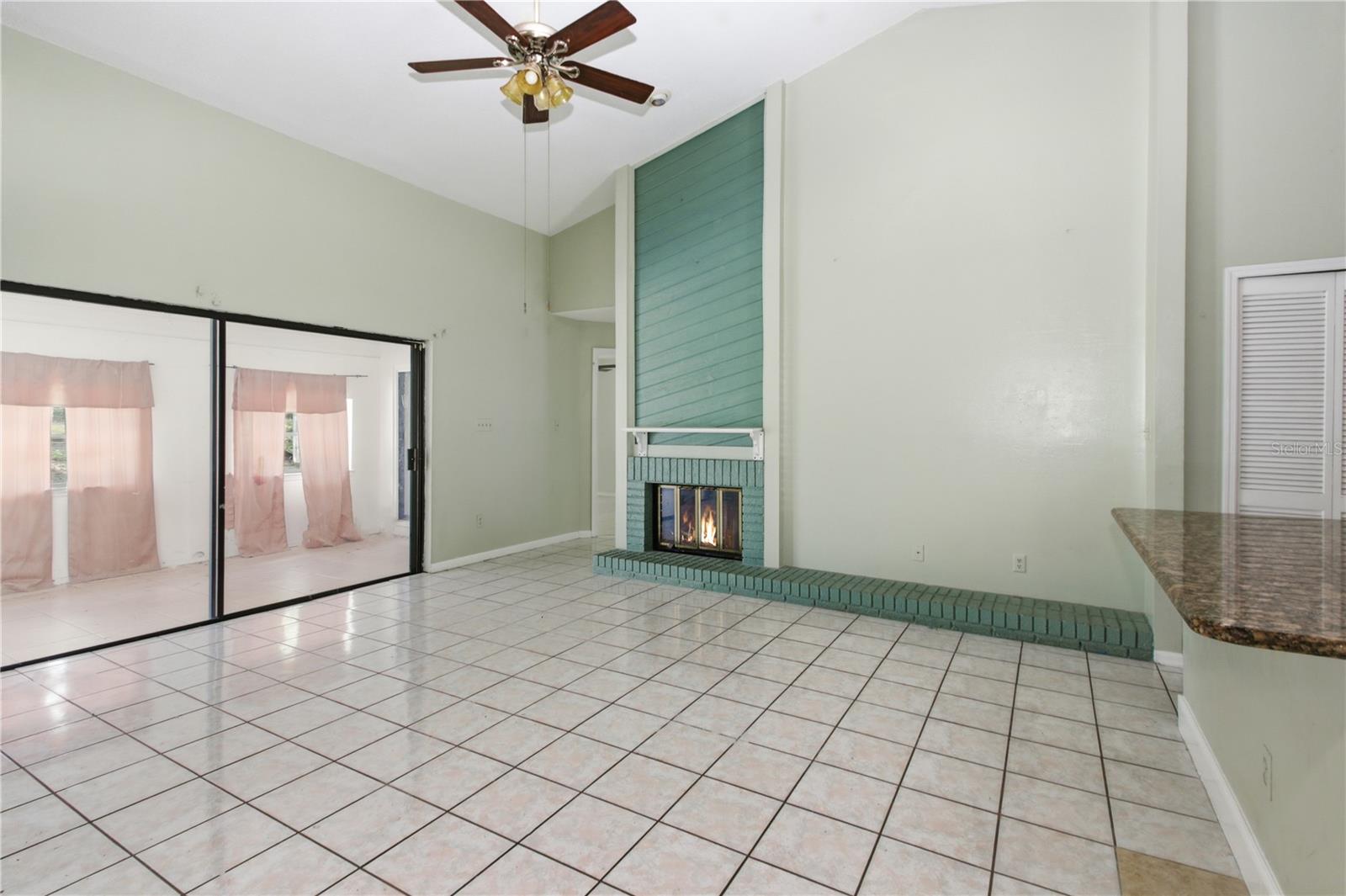 Image 38 of 48 For 4649 Creekview Lane