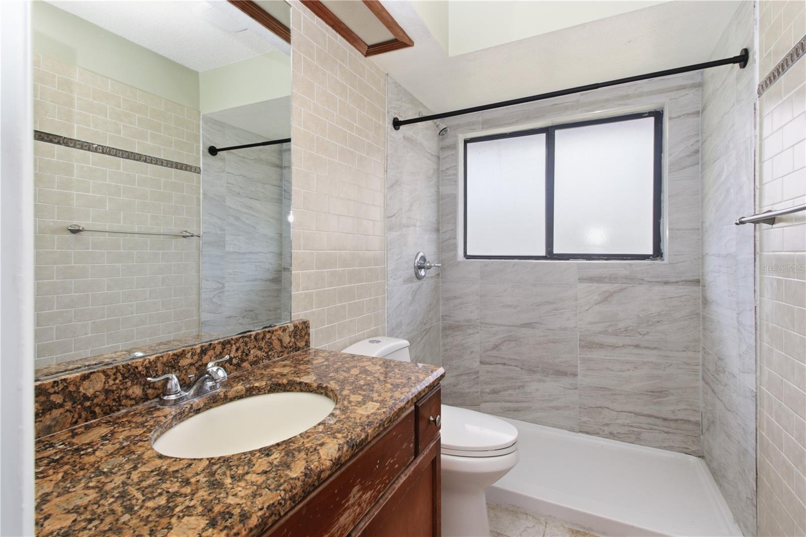 Image 46 of 48 For 4649 Creekview Lane