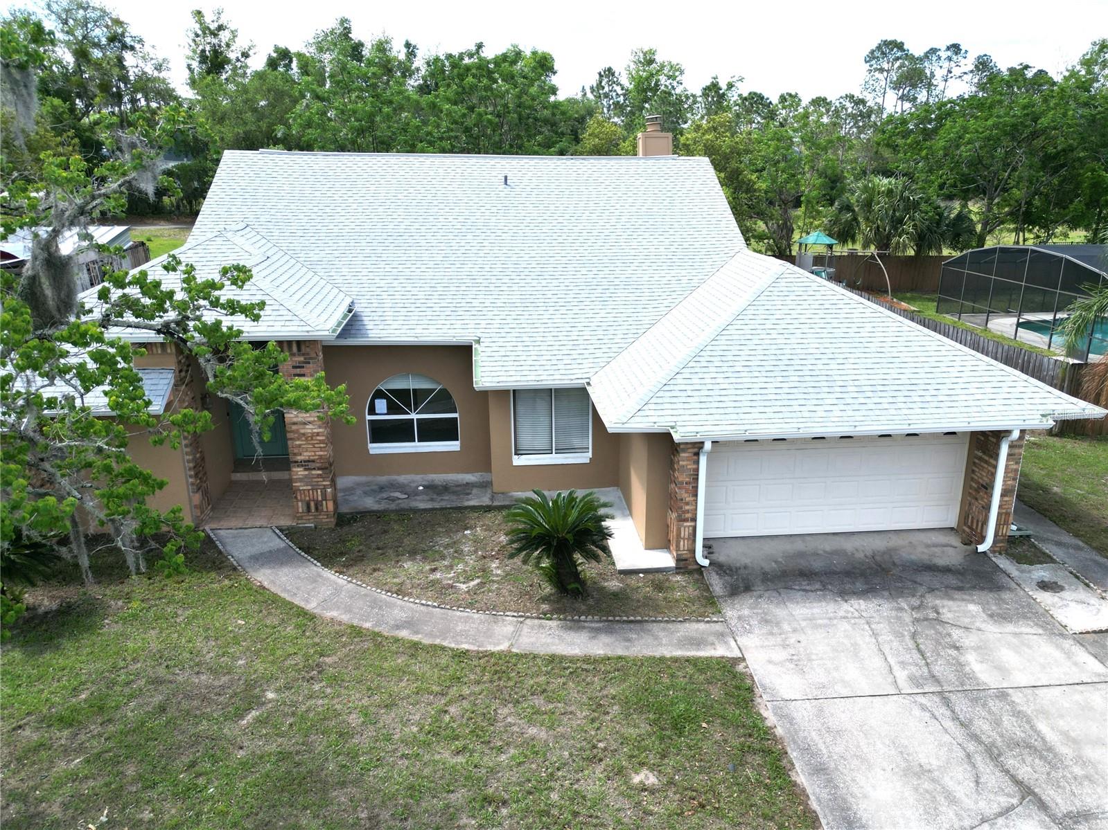Image 5 of 48 For 4649 Creekview Lane
