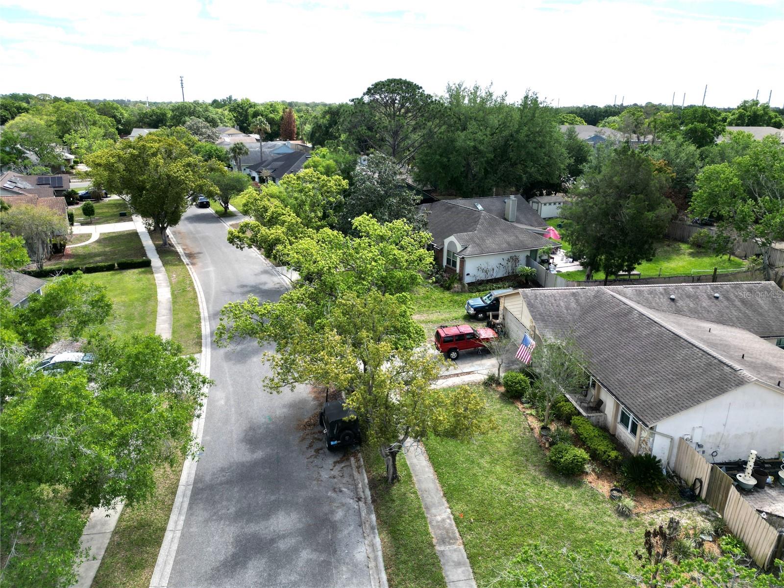 Image 7 of 48 For 4649 Creekview Lane