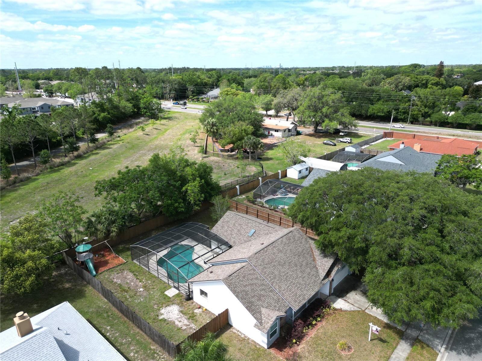Image 9 of 48 For 4649 Creekview Lane