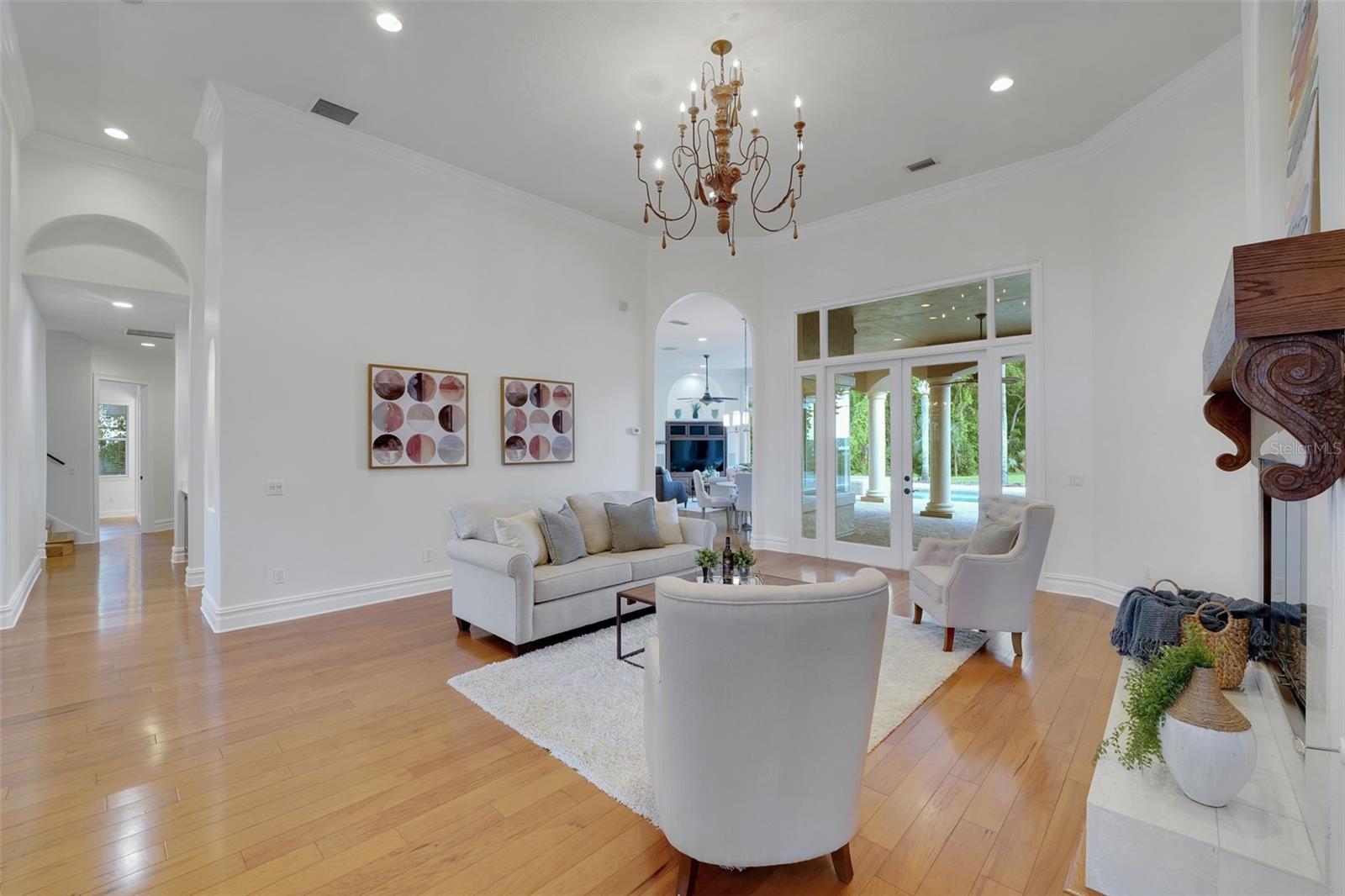 Listing photo id 24 for 880 Brantley Drive