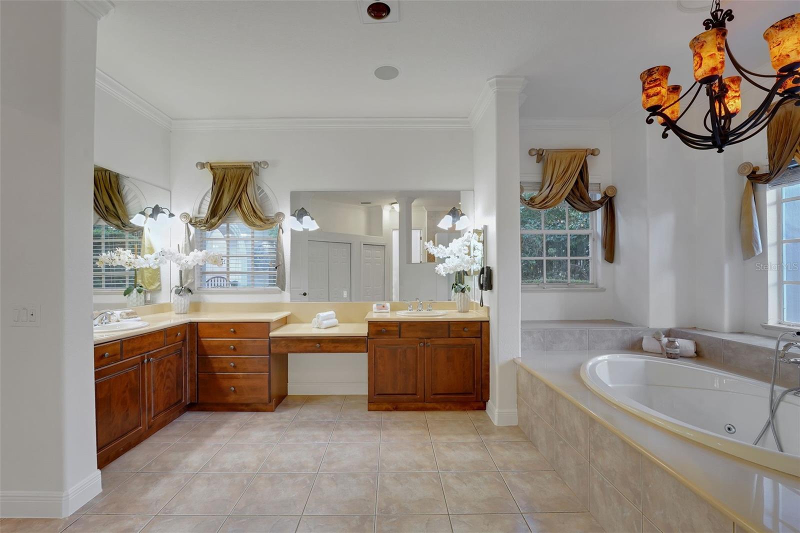 Listing photo id 48 for 880 Brantley Drive