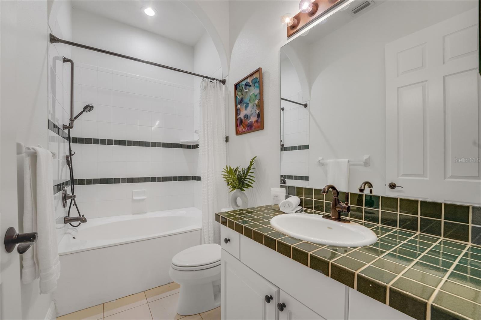 Listing photo id 54 for 880 Brantley Drive