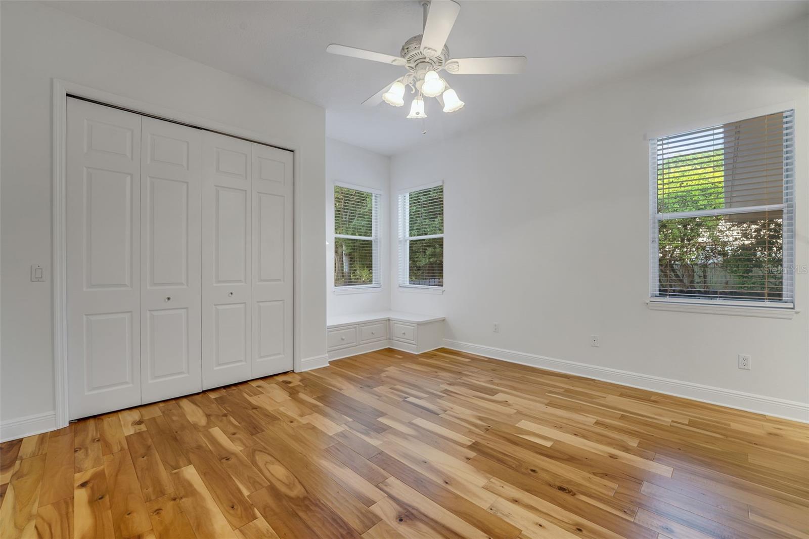 Listing photo id 55 for 880 Brantley Drive